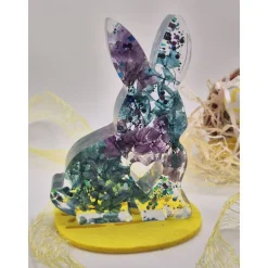 Deko Hase mit echten Blumen Lila-Blau