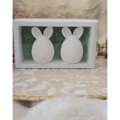 Deko Hasen aus Raysin im geriffelten Design – 2er Set als moderne Osterdeko in Weiß