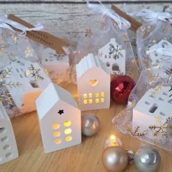 Deko Häuschen mit Ballonlicht im Organzasäckchen ~ Lichthäuser ~ Weihnachten ~ Lichthaus