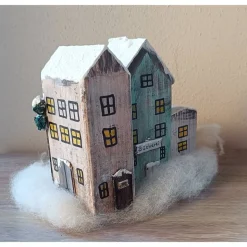 Deko Winterhäuser, Holz & bemalt