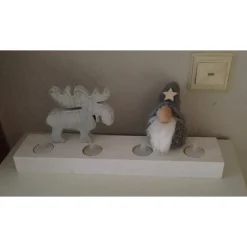 Deko zur Weihnachtszeit mit Elchen und Wichteln