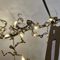 Deko-Ast aus Aluminiumdraht mit Raysin-Anhängern für Herbstdekoration und Beleuchtung