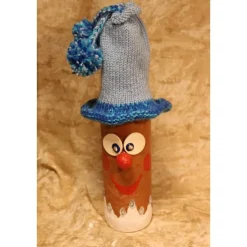 Dekofigur BOMMELWICHTEL Weihnachtswichtel witzige Upcyclingfigur aus Glasflasche m. handgestricktem Mützchen
