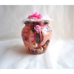 Dekoglas bauchig (Nr. 1) mit Banderole, Stoffblume und Feder, creme-rosa