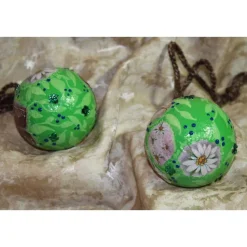 Dekokugeln 2er Set WIESNGAUDI Acrylmalerei auf Kunststoffkugel Serviettentechnik Hängedeko Kugeln Oktoberfestdeko