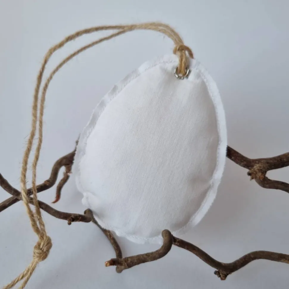 Deko-Osterei aus Vintage-Baumwollstoff "PIEP piep" - von he-ART by helen hesse