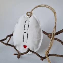 Deko-Osterei aus Vintage-Baumwollstoff "EI EI" - von he-ART by helen hesse