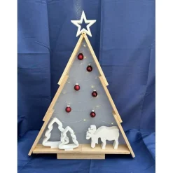 Dekorativer Holz-Tannenbaum mit Elch, Tannenbäumen und LED-Lichterkette - Weihnachtsdeko