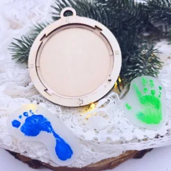 DIY Geschenk Weihnachten | Bastelset Holzanhänger mit Handabdruck – Erstes Weihnachten Geschenk für Kinder & Familie