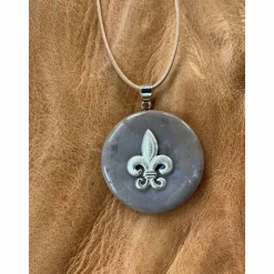 Edelstein-Donutkette , taupe-grau-blauer Jaspis mit einem Donuthalter „frz. Lilie „aus 925er Silber