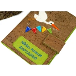 edle U-Heft Hülle aus Kork, personalisiert, Storch, Geschenke zur Geburt, Geschenkidee Taufe