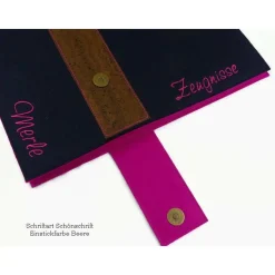 Edle Zeugnismappe A4 personalisiert – Dunkelblau aus Filz & Kork, Geschenk zur Einschulung Junge