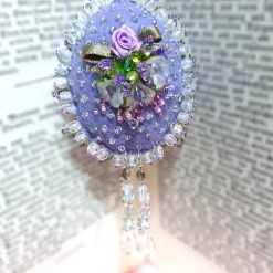 Ei Ornament flieder lila beidseitig bestickt Unikat Osterei handmade shabby chic Wohndeko