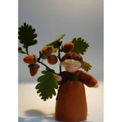 Eichelmädchen - Blumenkind - Jahreszeitentisch - Waldorf Art- Art.Nr. HE30