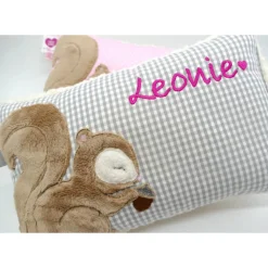 Eichhörnchen Kissen mit Namen Namenskissen Taufkissen Kuschelkissen Kindergartenkissen Geburtsgeschenk Kinderkissen