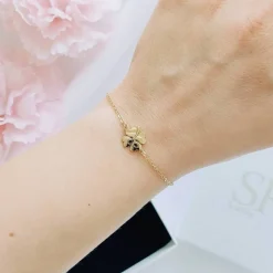 Einschulungsgeschenk Mädchen: Kleeblatt Armband mit Geschenkbox – Glücksbringer Schulanfang