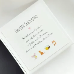 Einschulungsgeschenk Mädchen: Kleeblatt Armband mit Geschenkbox – Glücksbringer Schulanfang