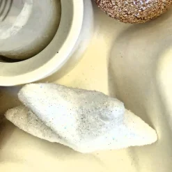 Einzigartiger Kerzenhalter in Sternform - Das perfekte Accessoire für gemütliches Licht und Wärme