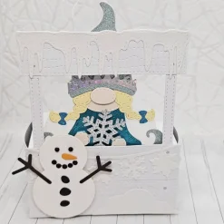 Elegante Geschenkbox "Eisprinzessin Wichteline" | Luxus-Verpackung mit Glitzer und abnehmbarem Wichtel-Anhänger