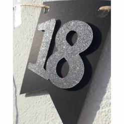 Elegante Girlande aus Papier zum 18. Geburtstag in silber und schwarz, Wimpelkette, Fahnengirlande, Wimpel, Partydekoration, Papierdekoration