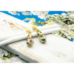 Elegante Ohrstecker, goldfarben, weiß, Metallperlen, Ohrringe, handgemachter Unikatschmuck, Geschenkidee