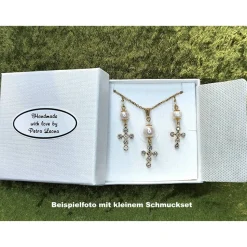 Elegante Schmuckschachtel/-Etui 8,2x8,2x2,9cm Geschenkverpackung f. Armband Ohrringe Anhänger Engel Schmuckset Matt-Weiß