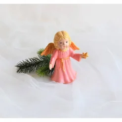 Engel mit Stern im rosa Kleid