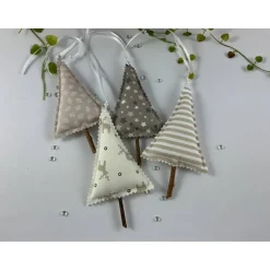 4er Set Tannenbäume natur/taupe – Handgemachte Weihnachtsdeko & Geschenkanhänger