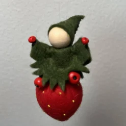 Erdbeerwichtel- Blumenkind - Jahreszeitentisch - Sommer