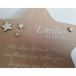 Erinnerung an ein Sternenkind, Geschenk für Sterneneltern, individuelle gestaltetes Trauergeschenk, Naturholz Stern