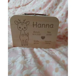 Erinnerungsbox Baby mit Gravur – Personalisierte Holzkiste zur Geburt & Taufe – Babybox Junge & Mädchen 23x16x9 cm