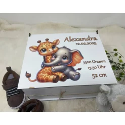 Erinnerungsbox für Baby, Erinnerungskiste, personalisierte Erinnerungskiste, Baby Geschenk personalisiert Giraffe