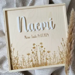 Erinnerungsbox zur Taufe aus Holz – 20x20 cm – mit Name, Datum und Motiv