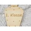 Erste Klasse Meilensteinkarte Herzchen aus Lindenholz – Perfekt zur Einschulung & als Geschenk, Schultütenform