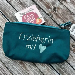 Erzieherin mit Herz Federmäppchen petrol als Abschiedsgeschenk