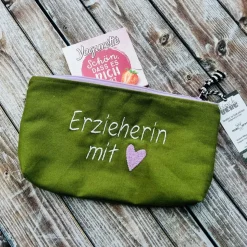 Erzieherin mit Herz Federmäppchen grün als Abschiedsgeschenk