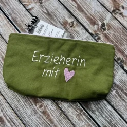 Erzieherin mit Herz Federmäppchen grün als Abschiedsgeschenk