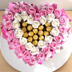 Essbarer Ferrero-Rocher-Strauß Herz in Rosa & Weiß – elegante Geschenkidee handgemacht