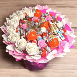 Essbarer Herz-Strauß mit Kinder Joy, Bueno & Schoko-Bons – süßes Geschenk