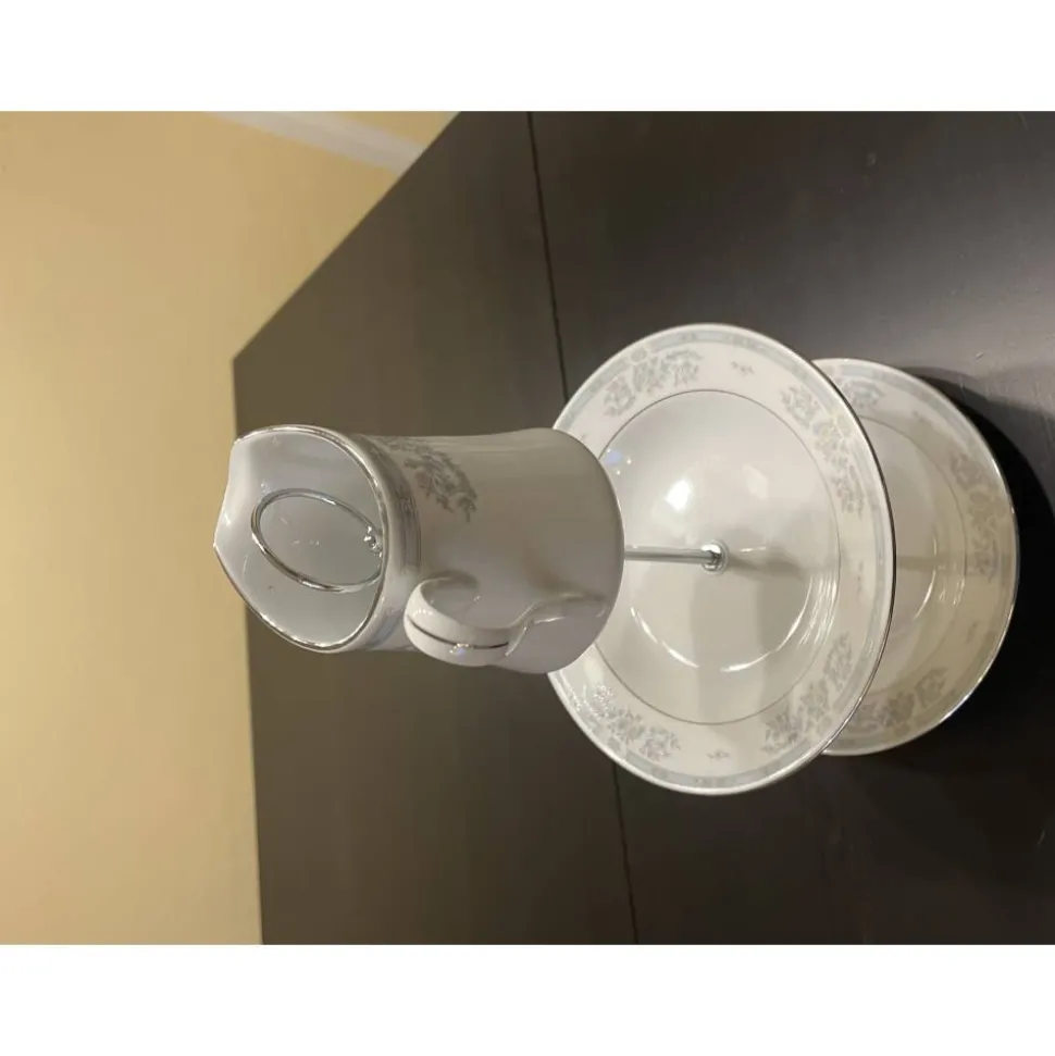 Etagere aus Porzellan, Sammlergeschirr, einzigartig, mal anderes Upcycling