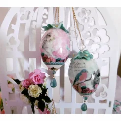 Exclusives OSTEREIER-SET: 5 x dekorierte EIER im nostalgischen Look mit Schmucksteinhänger und Dekoblüten.