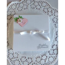 Exklusive Valentinskarte in Herzform mit Blüten in edler Kartenbox – Handgemacht & Verziert