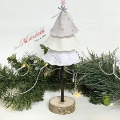 Exlusive Dekobäumchen mit Holzfuß weiß gold – Handgemachte Weihnachtsdeko in 3 Größen