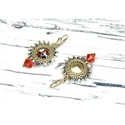 festliche silberfarbene ohrringe, brautschmuck hochzeit, weihnachten geschenk, beadwork, trend schmuck, glasperlen