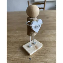 Figur mit Herz, Geschenk für liebe Freunde, kleines Mitbringsel, Holzfiguren