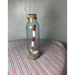 Flaschenpost, Leuchtturm in der Flasche, Leuchtturm, rot, weiß, Küstendeko