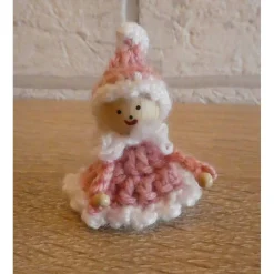 fünf gehäkelte Wichtel - rosa-weiß