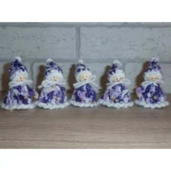 fünf kleine gehäkelte Wichtel - lila-weiß (Höhe 6 cm)