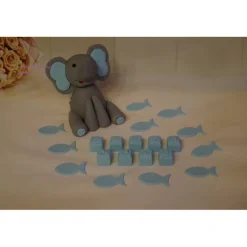 Fondantfigur für Motivtorte zum Geburtstag, Geburt oder Taufe  Tortendekoration für ihre Motivtorte Tortendeko