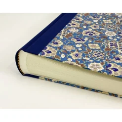 Fotoalbum 30 x 30 cm Blütenzauber Blau – Edles handgemachtes Chiyogami Fotoalbum